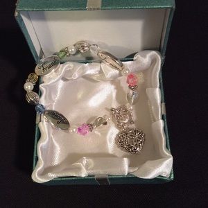 listing-status-banner